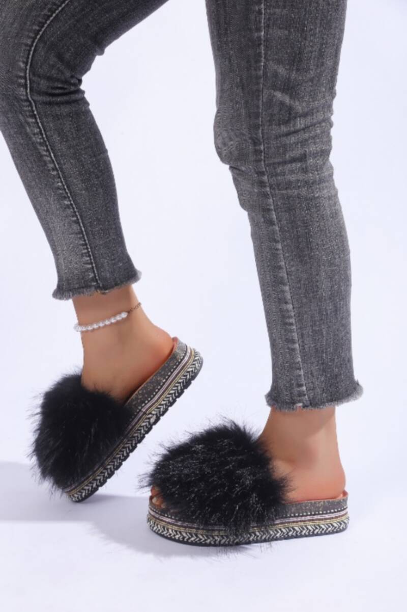 Klapki damskie Roz 36-41 / 12 par
